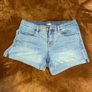 Old navy denim shorts. Size 8